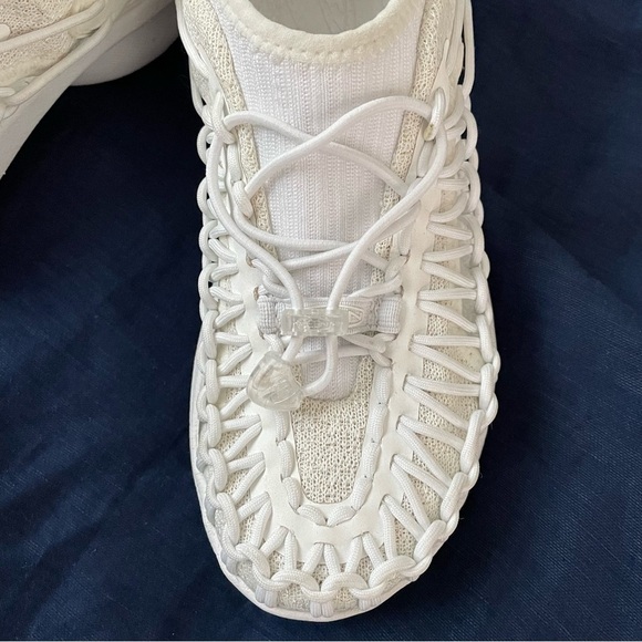 NEW KEEN Size 5 Uneek Two Cord Sandals Women’s White - Picture 4 of 8